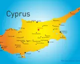Mapa Cypru z zaznaczonymi miastami: Nikozja, Limassol, Larnaka, Famagusta. Gdzie jest Cypr? Na Morzu Śródziemnym.