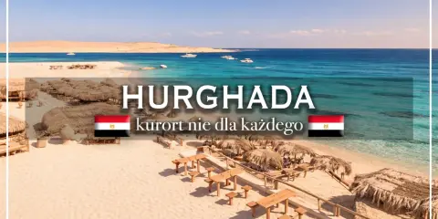 Hurghada, Egipt. Temperatura w grudniu idealna na plażowanie. Piękna plaża, turkusowa woda, łodzie na morzu.